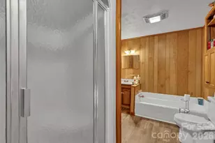 1068 Laurel Branch Rd, Vilas, NC 28692 - Photo 12