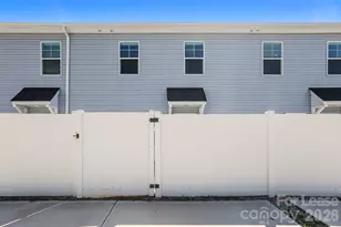 105 Dogwood Vlg Trl, Mooresville, NC 28115 - Photo 18