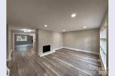 2745 Dogwood Avenue, Charlotte, NC 28206 - Photo 2