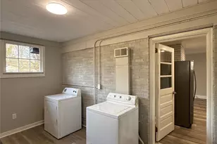 2745 Dogwood Ave, Charlotte, NC 28206 - Photo 18