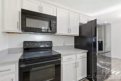 430 Queens Road #111, Charlotte, NC 28207 - Photo 12