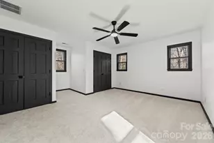 8 Indian Ridge Rd, Asheville, NC 28803 - Photo 34