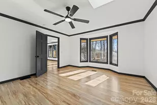 8 Indian Ridge Rd, Asheville, NC 28803 - Photo 24