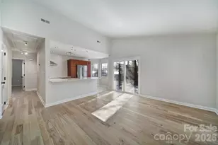 498 Glory Ct, Fort Mill, SC 29715 - Photo 2