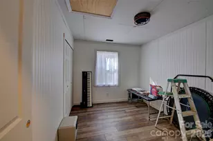 1029 Jacks Creek Rd, Burnsville, NC 28714 - Photo 18