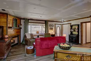 1029 Jacks Creek Rd, Burnsville, NC 28714 - Photo 10