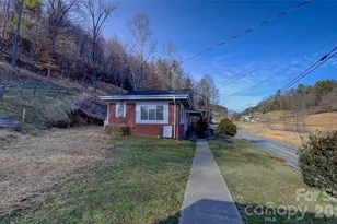 1029 Jacks Creek Rd, Burnsville, NC 28714 - Photo 22