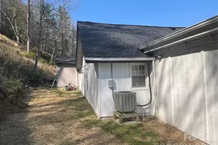 1029 Jacks Creek Rd, Burnsville, NC 28714 - Photo 26