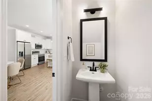 8425 Old Plank Rd, Charlotte, NC 28216 - Photo 16