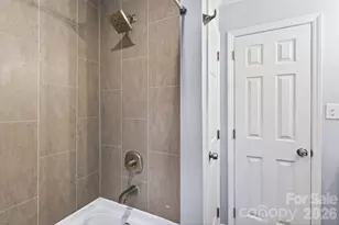 7026 Streamside Dr, Charlotte, NC 28212 - Photo 34