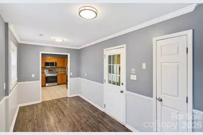 7026 Streamside Drive, Charlotte, NC 28212 - Photo 14