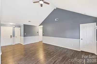 7026 Streamside Drive, Charlotte, NC 28212 - Photo 12