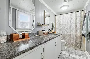 214 E 11th St, Kannapolis, NC 28083 - Photo 8