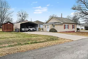 214 E 11th St, Kannapolis, NC 28083 - Photo 10