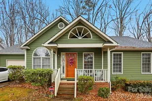 2523 Amber Creste Ln, Charlotte, NC 28212 - Photo 4