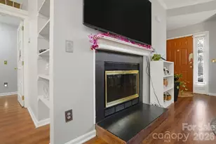 2523 Amber Creste Ln, Charlotte, NC 28212 - Photo 10