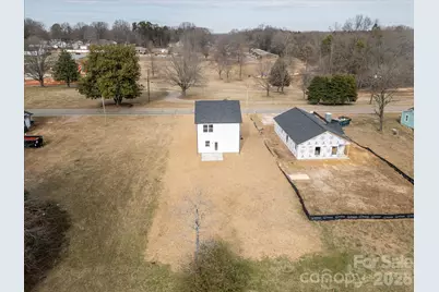 1816 E Greenbriar Road, Statesville, NC 28625 - Photo 26
