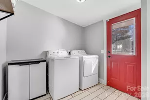 4790 Kent St, Maiden, NC 28650 - Photo 6