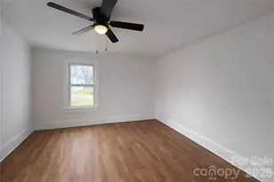 105 E Hartford Ave, Bessemer City, NC 28016 - Photo 6