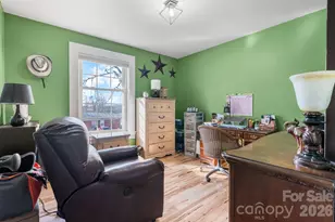 836 7th Ave SW, Hickory, NC 28602 - Photo 14