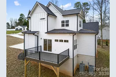 140 Meadowfall Lane, Troutman, NC 28166 - Photo 8