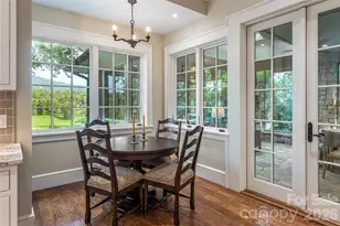 402 Vanderbilt Rd, Asheville, NC 28803 - Photo 20