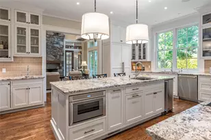 402 Vanderbilt Rd, Asheville, NC 28803 - Photo 16