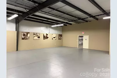 310 Hartsville Crossing Boulevard, Hartsville, SC 29550 - Photo 4