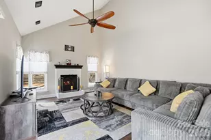 7344 Maitland Ln, Charlotte, NC 28215 - Photo 2