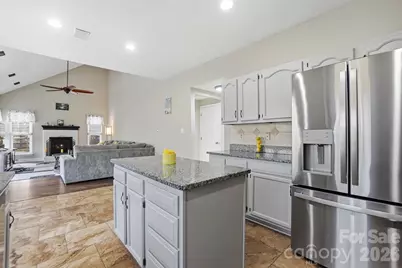 7344 Maitland Lane, Charlotte, NC 28215 - Photo 12