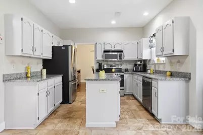 7344 Maitland Lane, Charlotte, NC 28215 - Photo 8