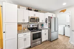 316 E Alabama Ave, Bessemer City, NC 28016 - Photo 14