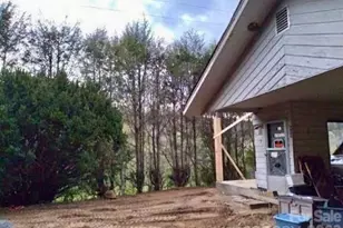 617 Barkers Creek Rd, Whittier, NC 28789 - Photo 2