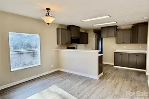 3938 Berry Creek Cir, Granite Falls, NC 28630 - Photo 6