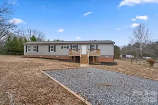101 Roof Rd, Anderson, SC 29624 - Photo 2