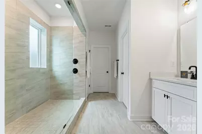 11117 Lochmere Road, Charlotte, NC 28278 - Photo 34