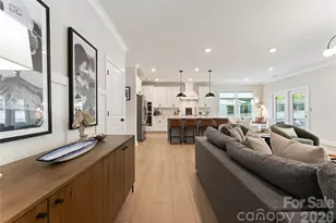 11117 Lochmere Rd, Charlotte, NC 28278 - Photo 20