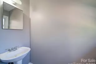 2036 Edgewater Dr, Charlotte, NC 28210 - Photo 14