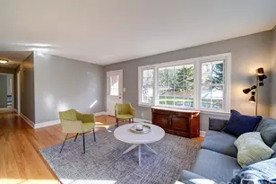 2036 Edgewater Dr, Charlotte, NC 28210 - Photo 2