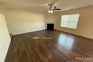 9010 Harwood Knoll Dr, Charlotte, NC 28214 - Photo 6