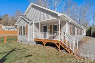 5 Carolinda Ln, Waynesville, NC 28786 - Photo 2