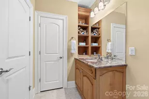 8225 Victoria Lake Dr, Waxhaw, NC 28173 - Photo 34