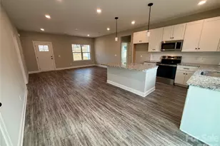 803 W 1st St, Newton, NC 28658 - Photo 10