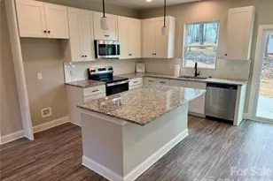 803 W 1st St, Newton, NC 28658 - Photo 8