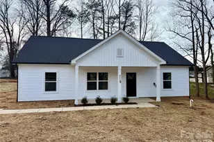 803 W 1st St, Newton, NC 28658 - Photo 2