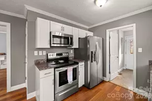 121 James St, Clyde, NC 28721 - Photo 18