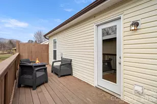 121 James St, Clyde, NC 28721 - Photo 32