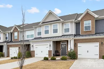 5923 Hampstead Pond Lane, Matthews, NC 28105 - Photo 2