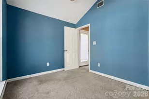 13042 Planters Row Dr, Charlotte, NC 28278 - Photo 12