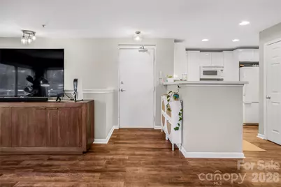 3905 Picasso Court, Charlotte, NC 28205 - Photo 10